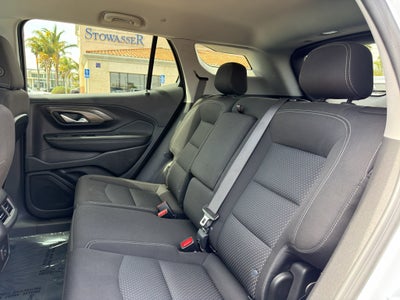 2024 GMC Terrain FWD 4dr SLE