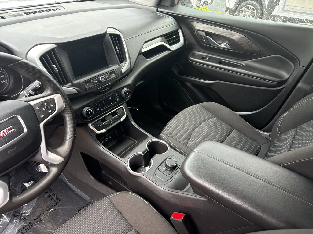 2024 GMC Terrain FWD 4dr SLE