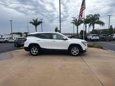 2024 GMC Terrain FWD 4dr SLE
