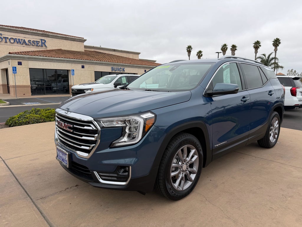 2024 GMC Terrain FWD 4dr SLT
