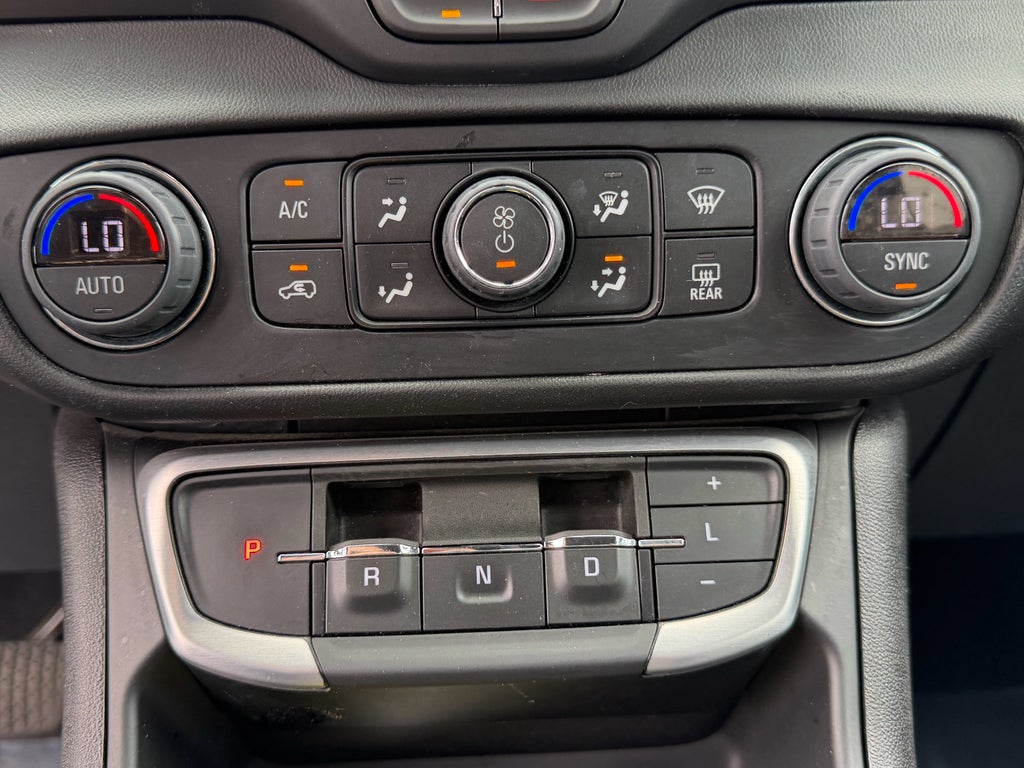 2024 GMC Terrain FWD 4dr SLT