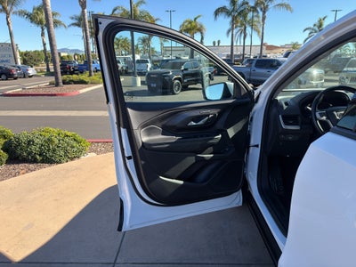 2024 GMC Terrain FWD 4dr SLT