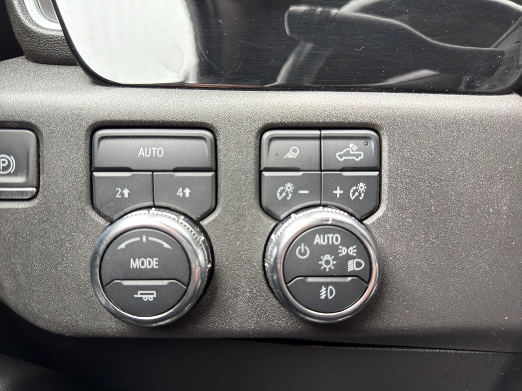 2024 GMC Sierra 1500 Crew Cab Short Box 4-Wheel Drive SLT