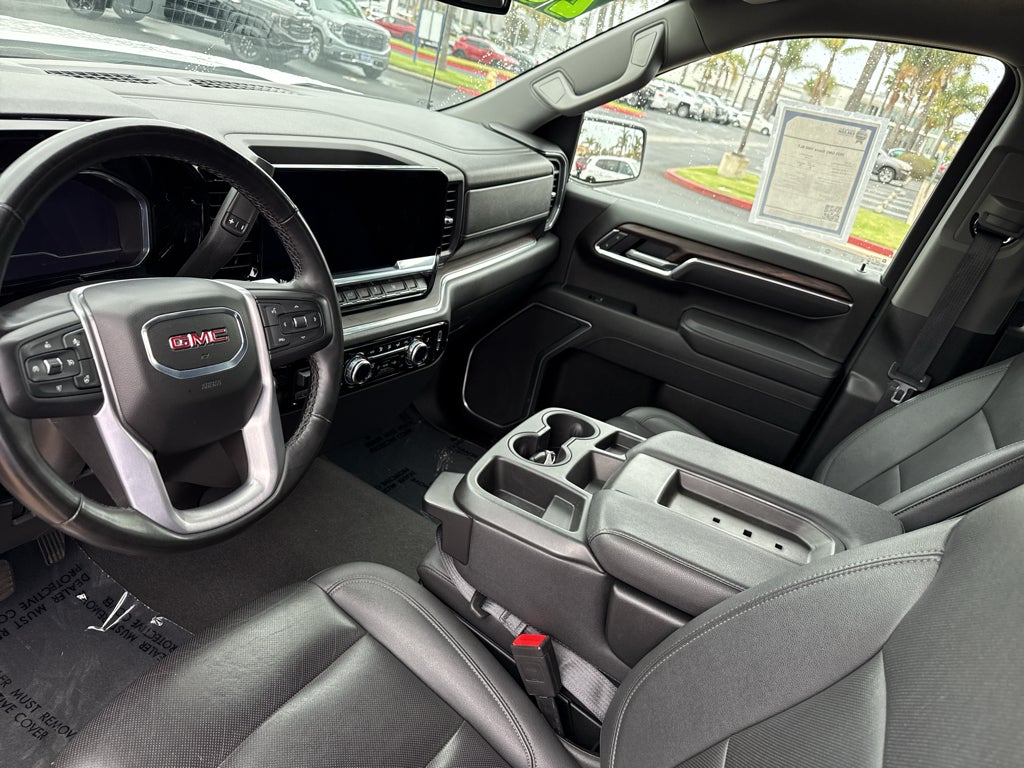 2025 GMC Sierra 1500 Crew Cab Short Box 4-Wheel Drive SLT