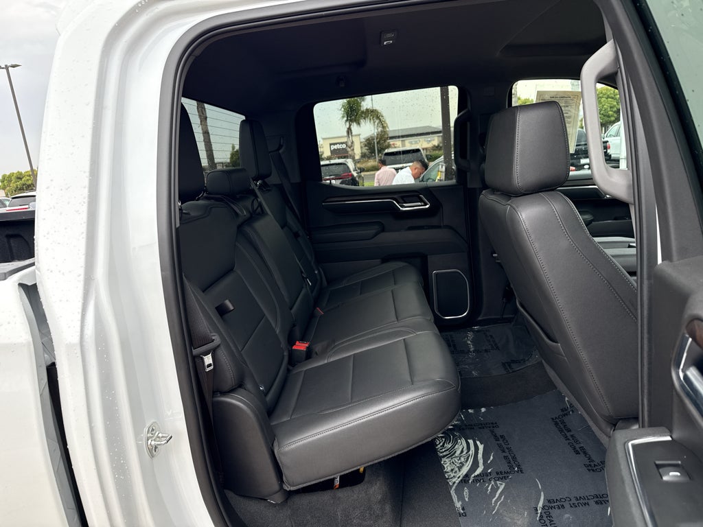 2025 GMC Sierra 1500 Crew Cab Short Box 4-Wheel Drive SLT