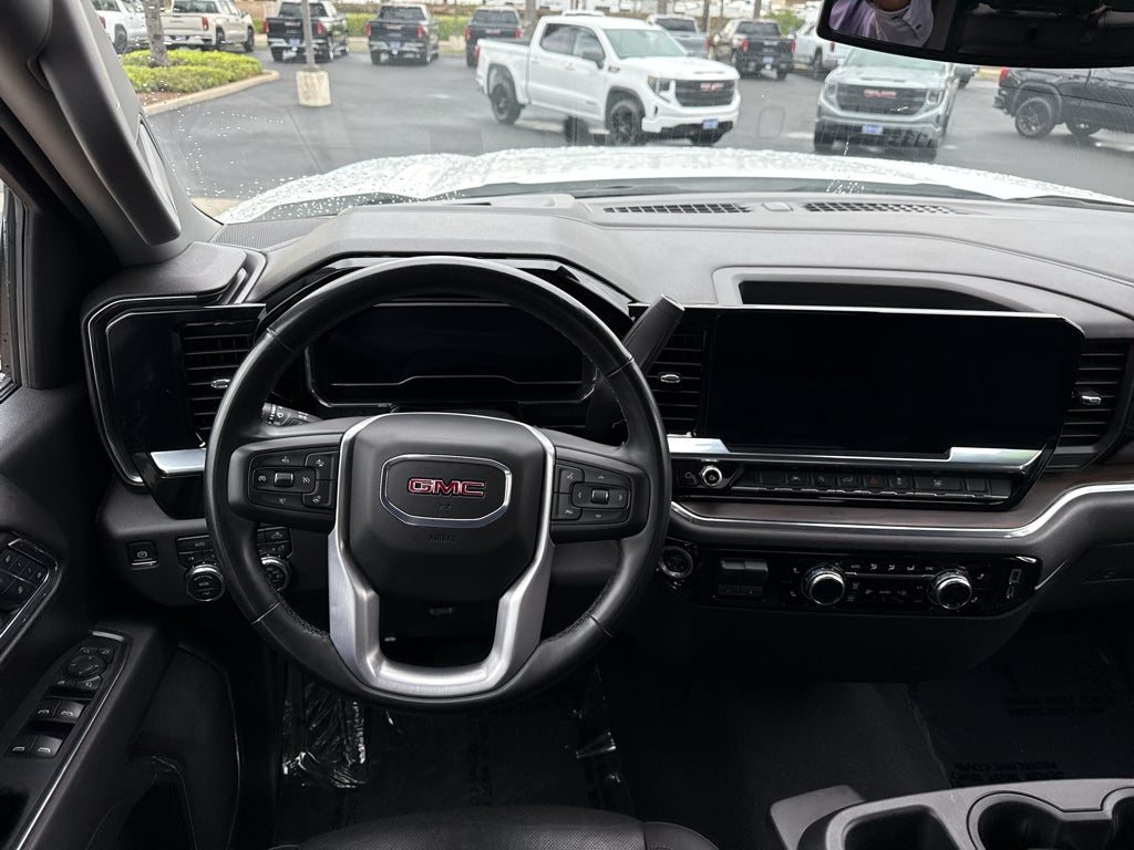 2025 GMC Sierra 1500 Crew Cab Short Box 4-Wheel Drive SLT