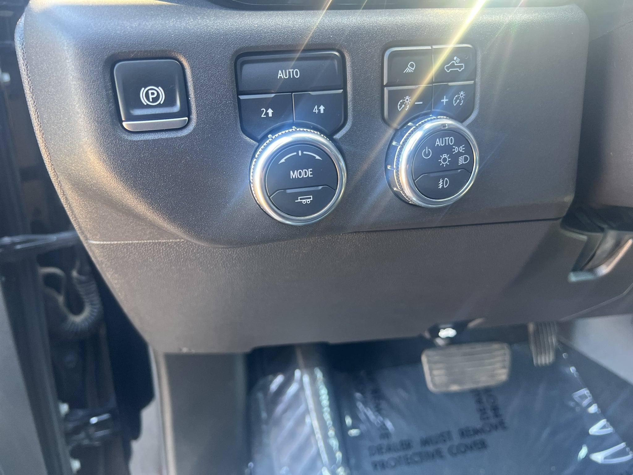 2025 GMC Sierra 1500 Crew Cab Short Box 4-Wheel Drive SLT