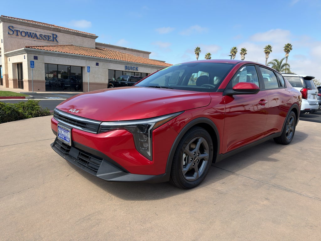2025 Kia K4 LXS FWD