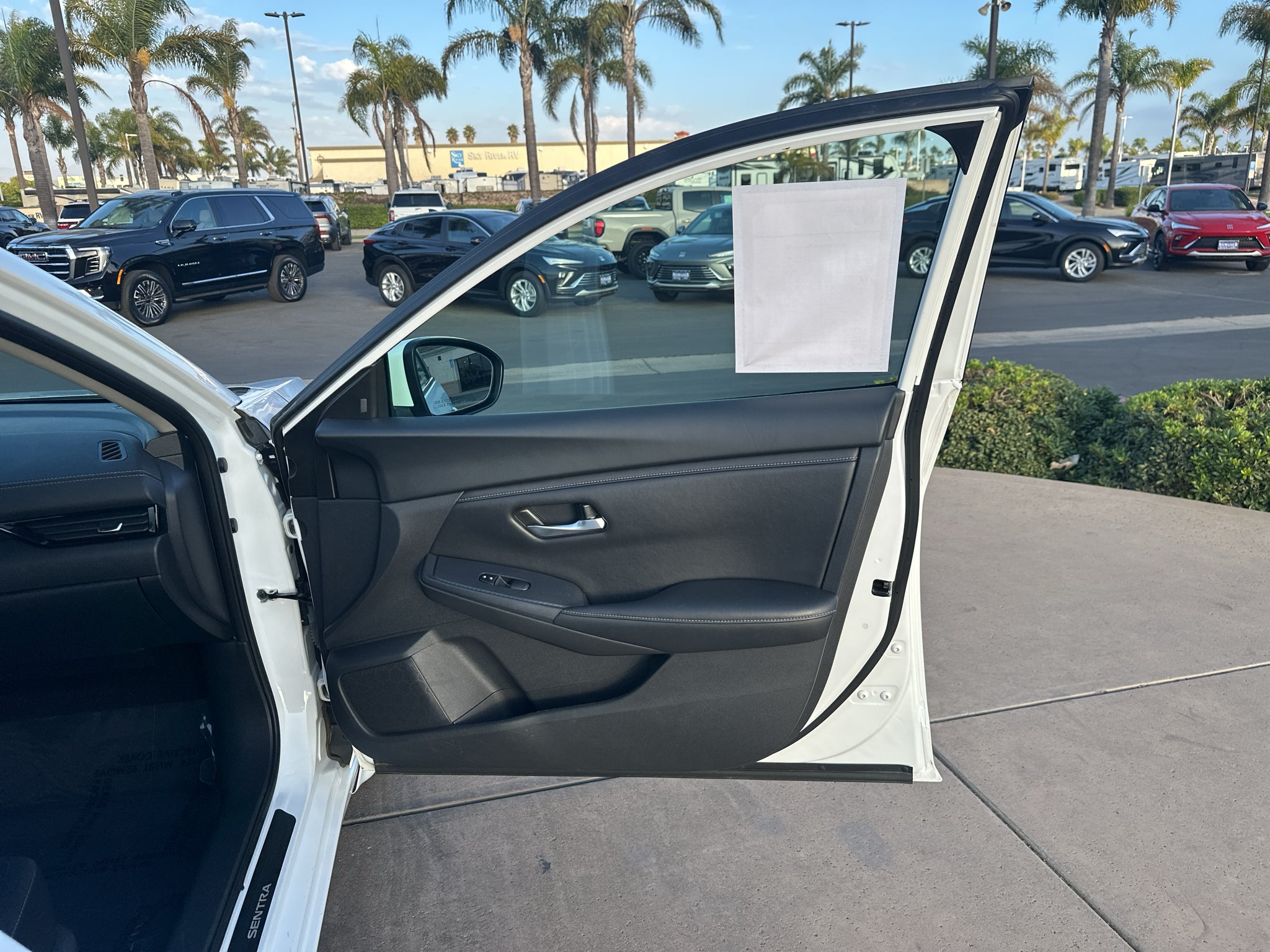 2024 Nissan Sentra SV CVT
