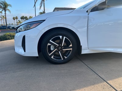 2024 Nissan Sentra SV CVT