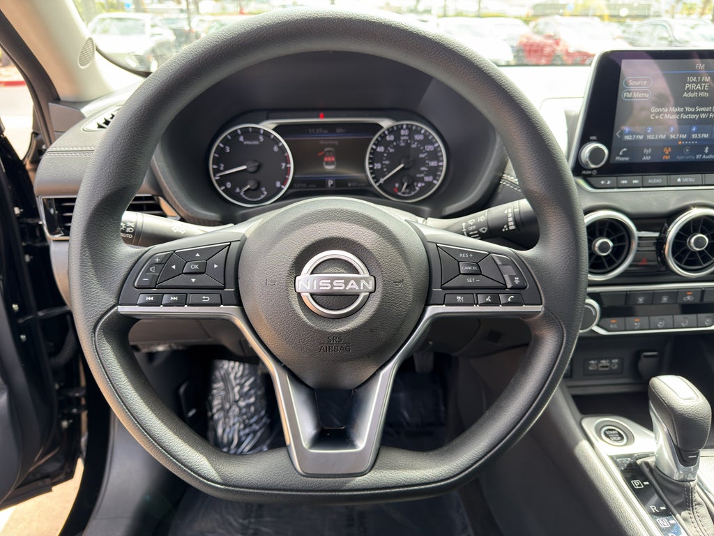 2025 Nissan Sentra SV CVT