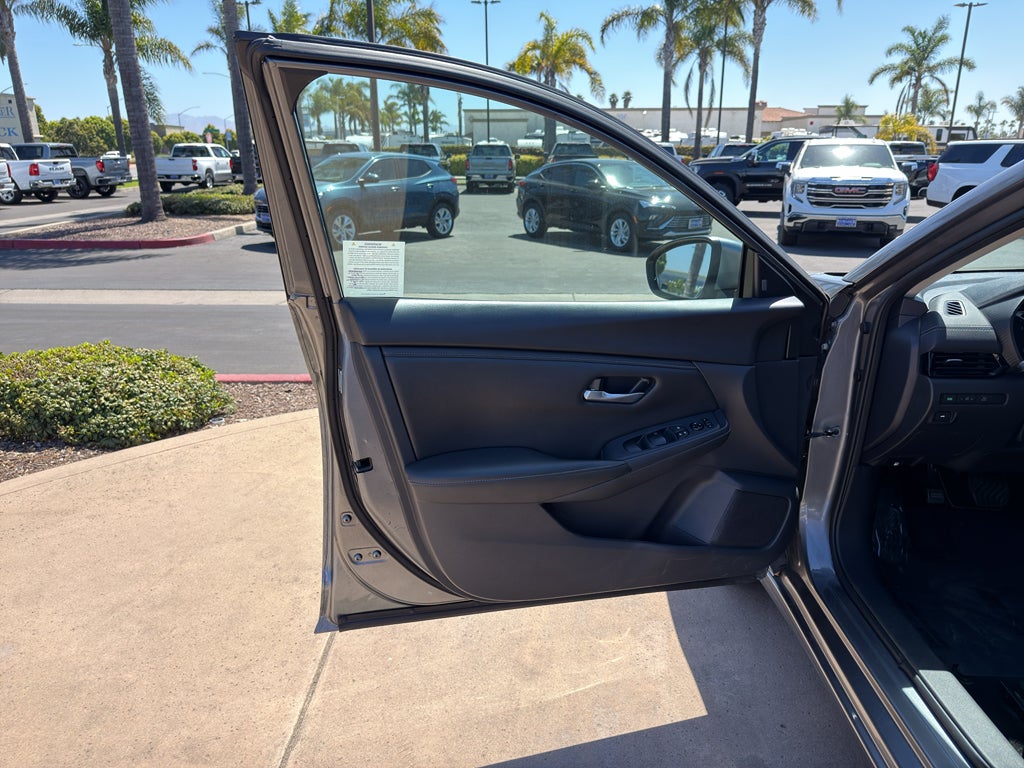 2024 Nissan Sentra SV CVT