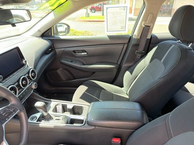 2024 Nissan Sentra SV CVT