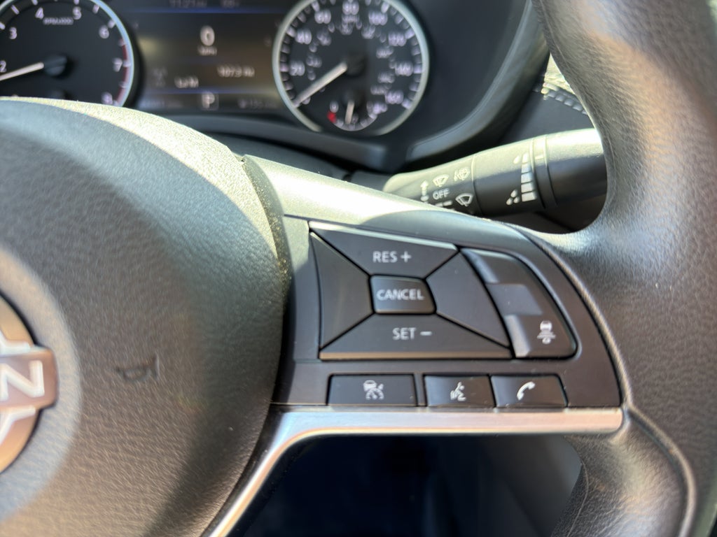 2024 Nissan Sentra SV CVT