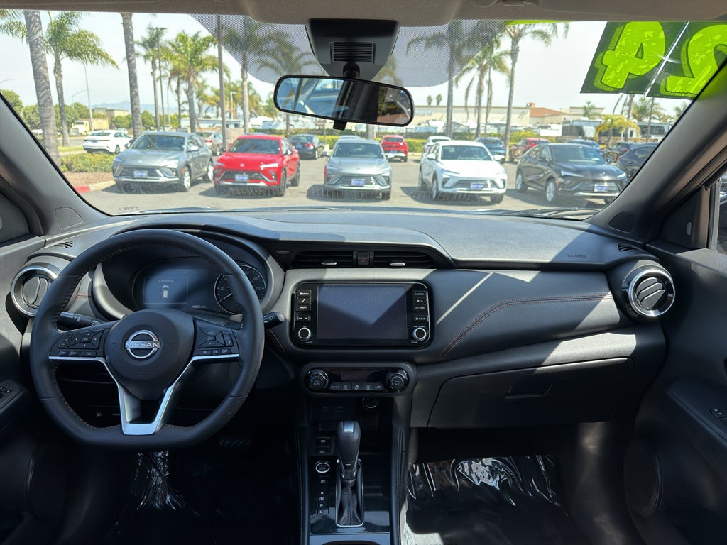 2024 Nissan Kicks SR FWD