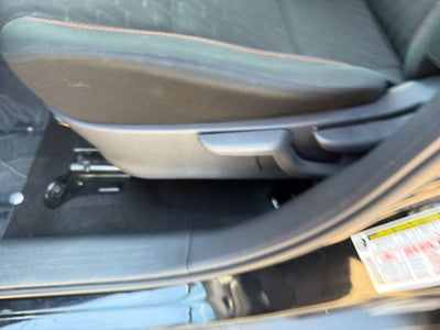 2024 Nissan Kicks SR FWD