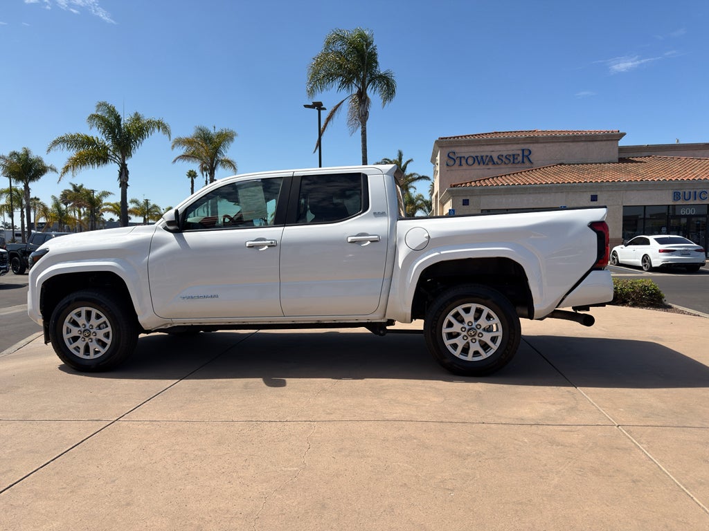 2024 Toyota Tacoma 2WD 2WD SR5 Double Cab 5' Bed AT (SE)