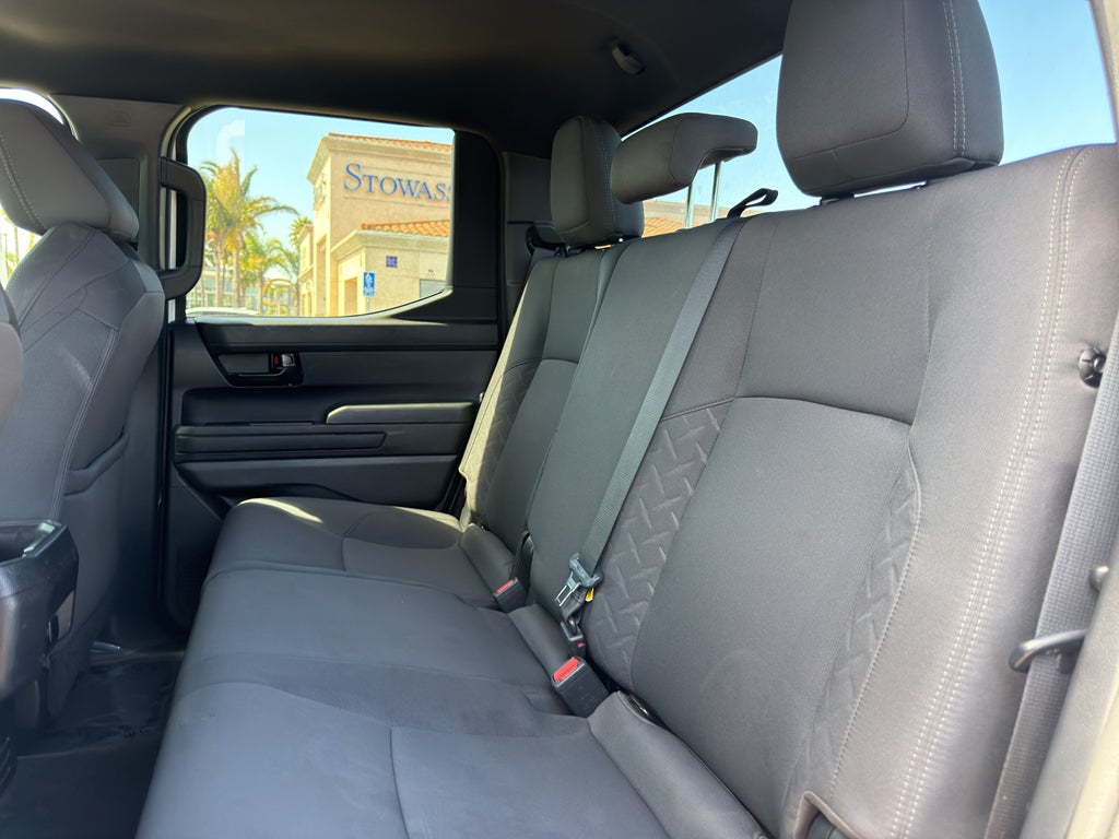 2024 Toyota Tacoma 2WD 2WD SR5 Double Cab 5' Bed AT (SE)