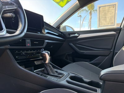2025 Volkswagen Jetta Sport Auto