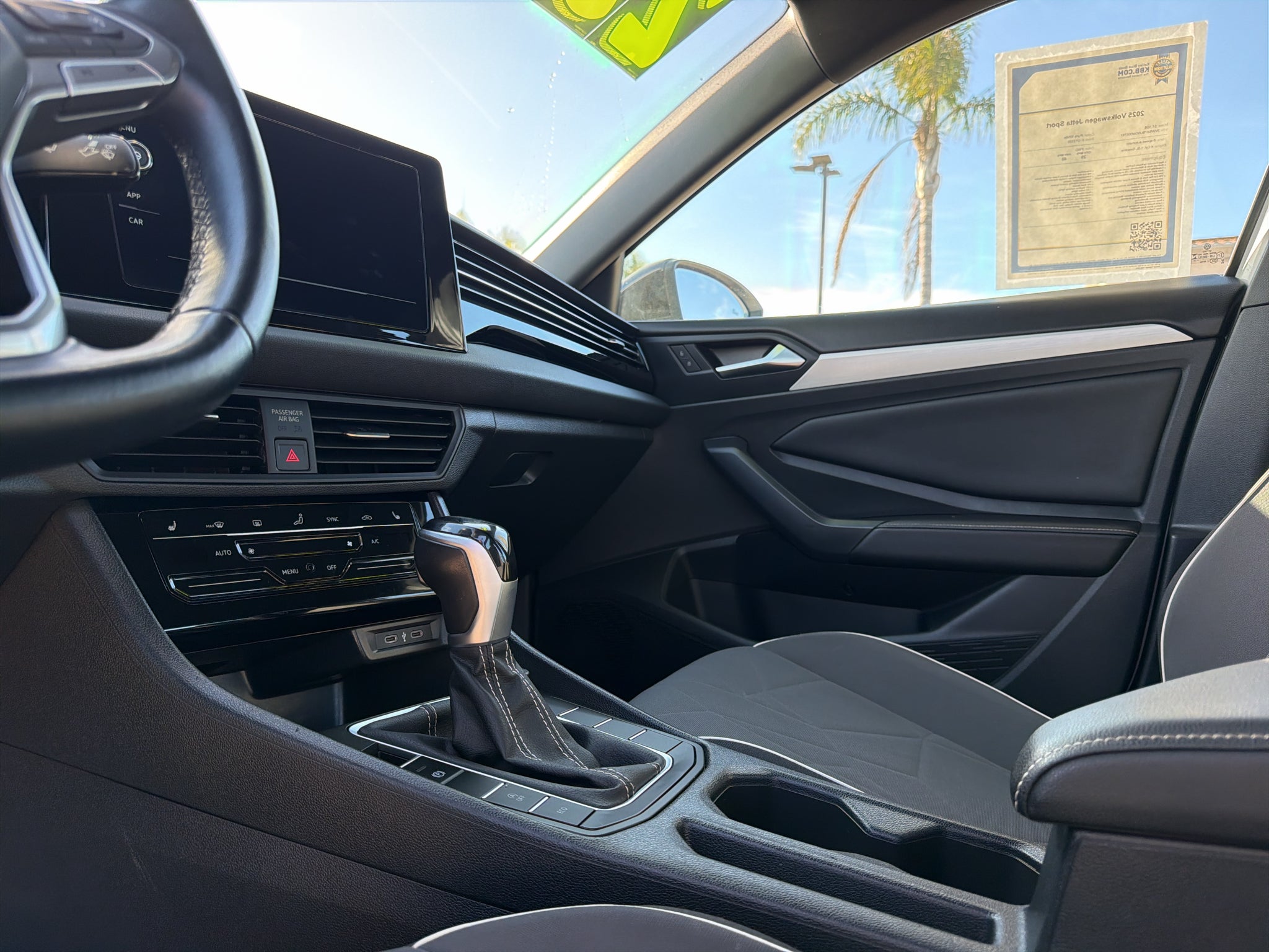 2025 Volkswagen Jetta Sport Auto