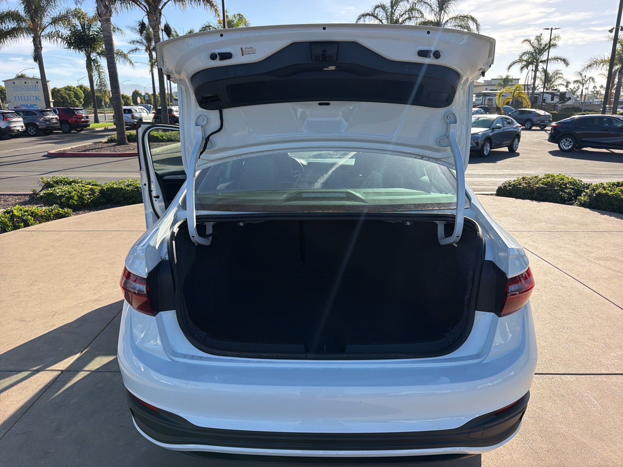 2025 Volkswagen Jetta Sport Auto