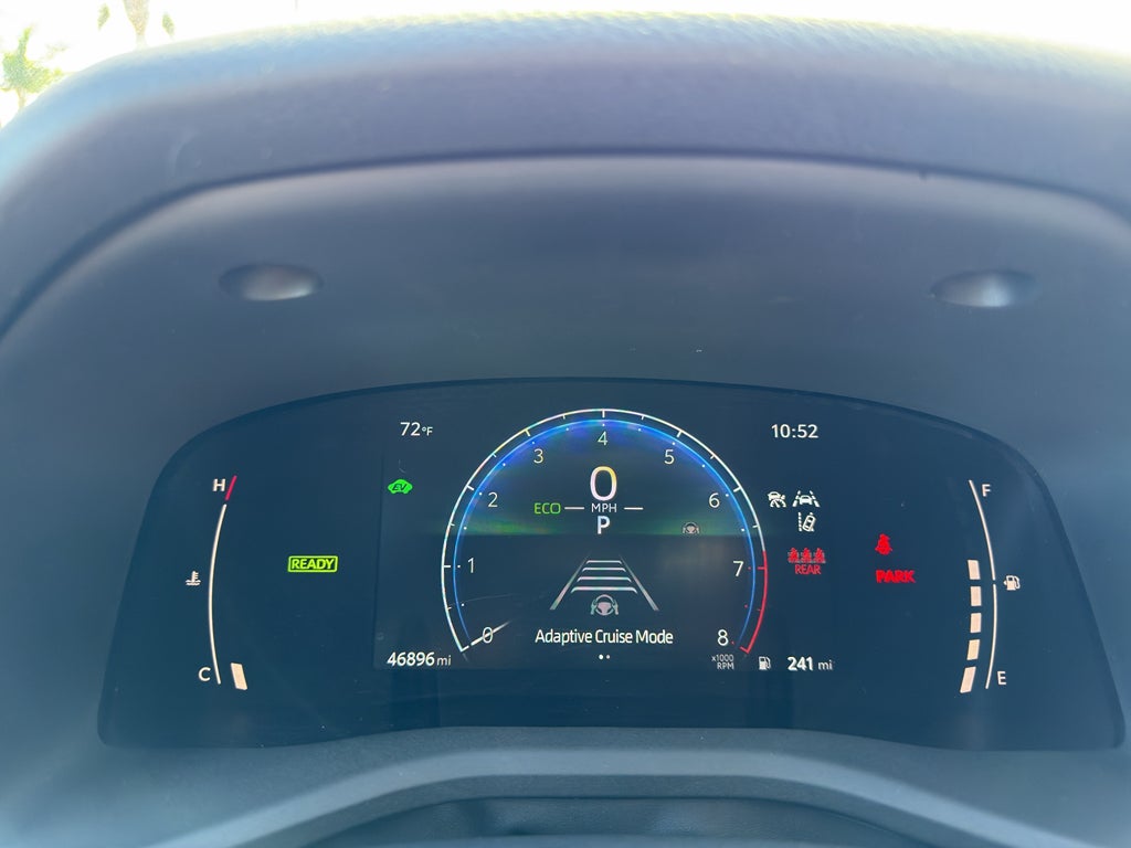 2025 Toyota Camry LE (SE)