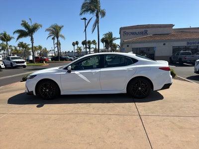 2025 Toyota Camry LE (SE)