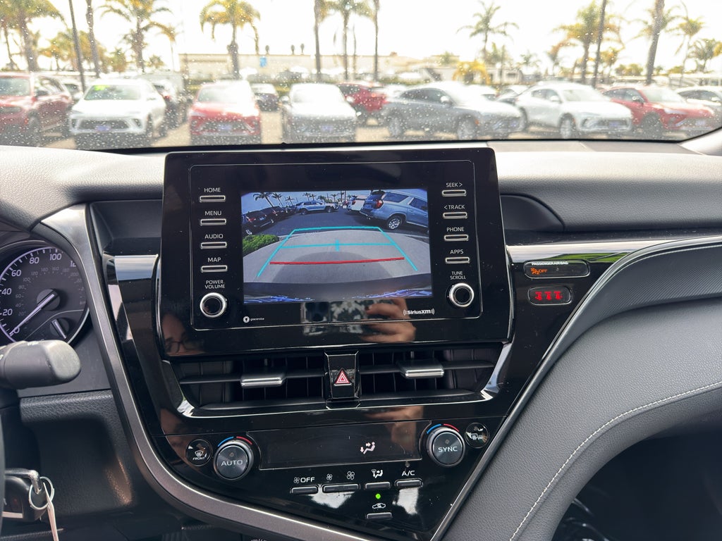 2023 Toyota Camry SE Auto (SE)