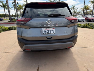 2021 Nissan Rogue FWD SV