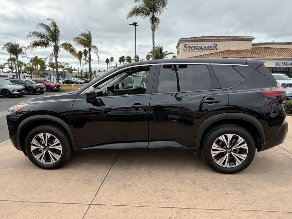 2023 Nissan Rogue FWD SV