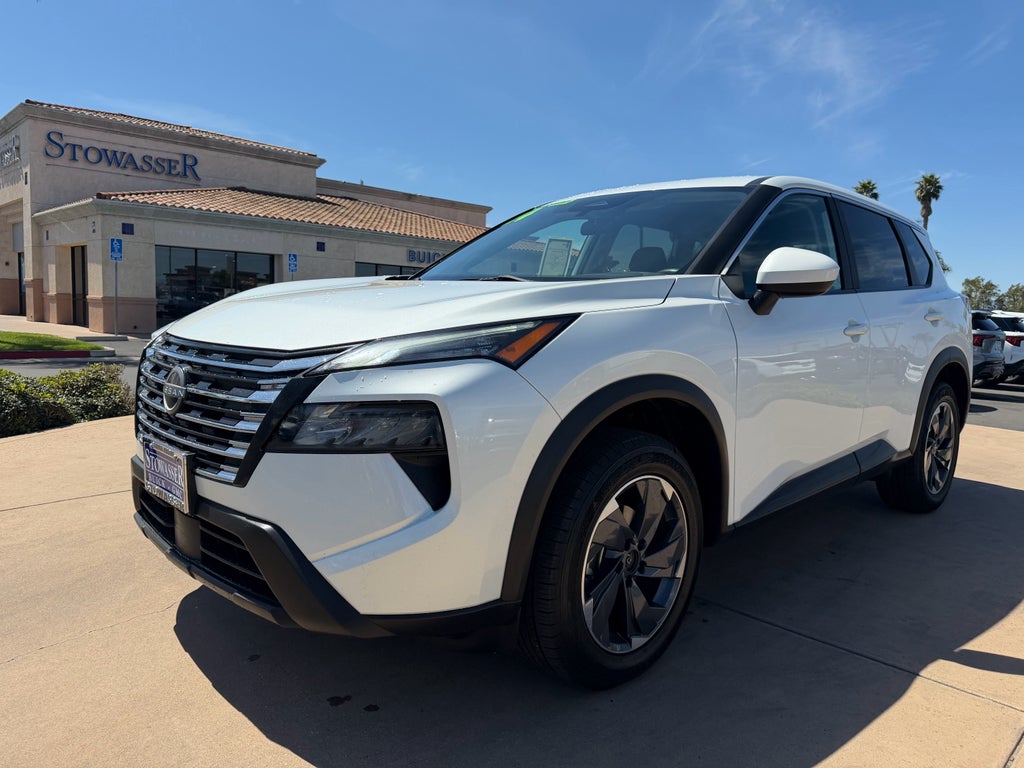 2024 Nissan Rogue FWD SV