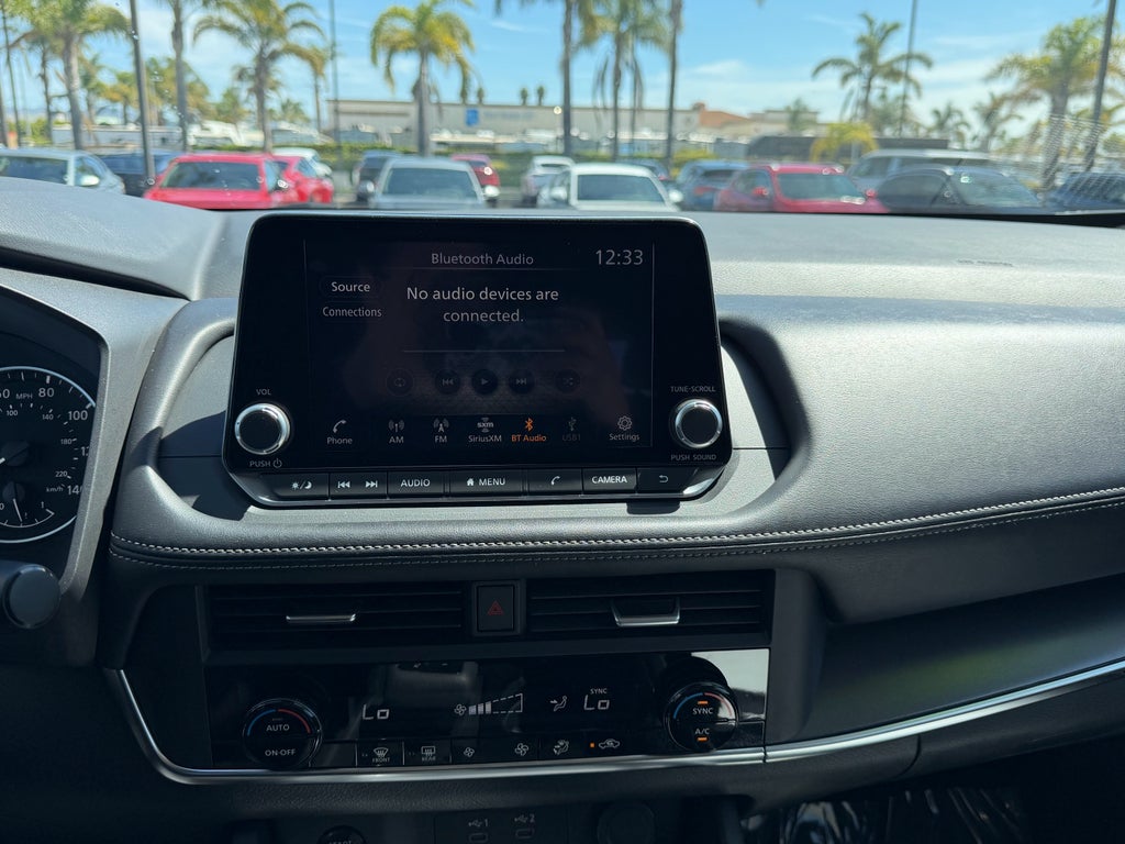 2024 Nissan Rogue FWD SV