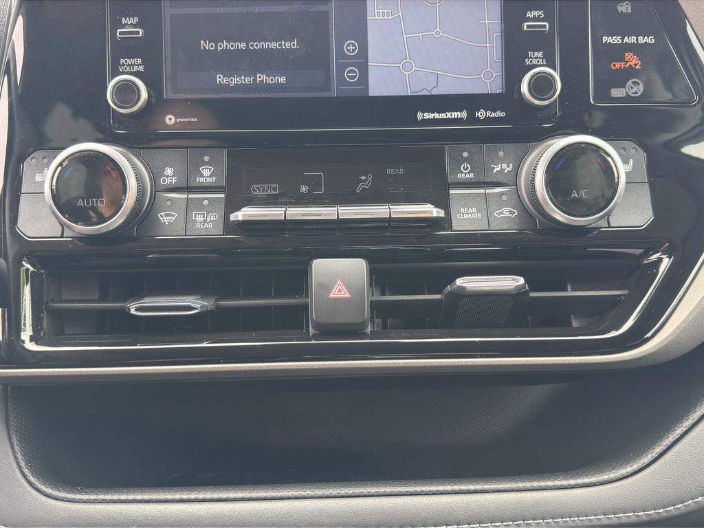 2022 Toyota Highlander Hybrid XLE AWD (Natl)