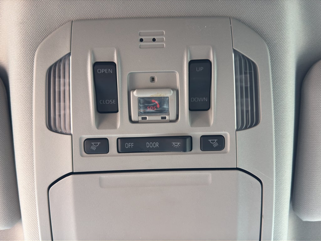 2022 Toyota Highlander Hybrid XLE AWD (Natl)