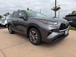 2022 Toyota Highlander Hybrid XLE AWD (Natl)