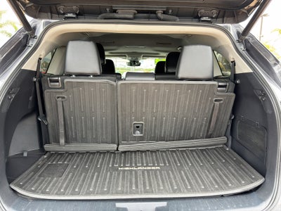 2022 Toyota Highlander Hybrid XLE AWD (Natl)