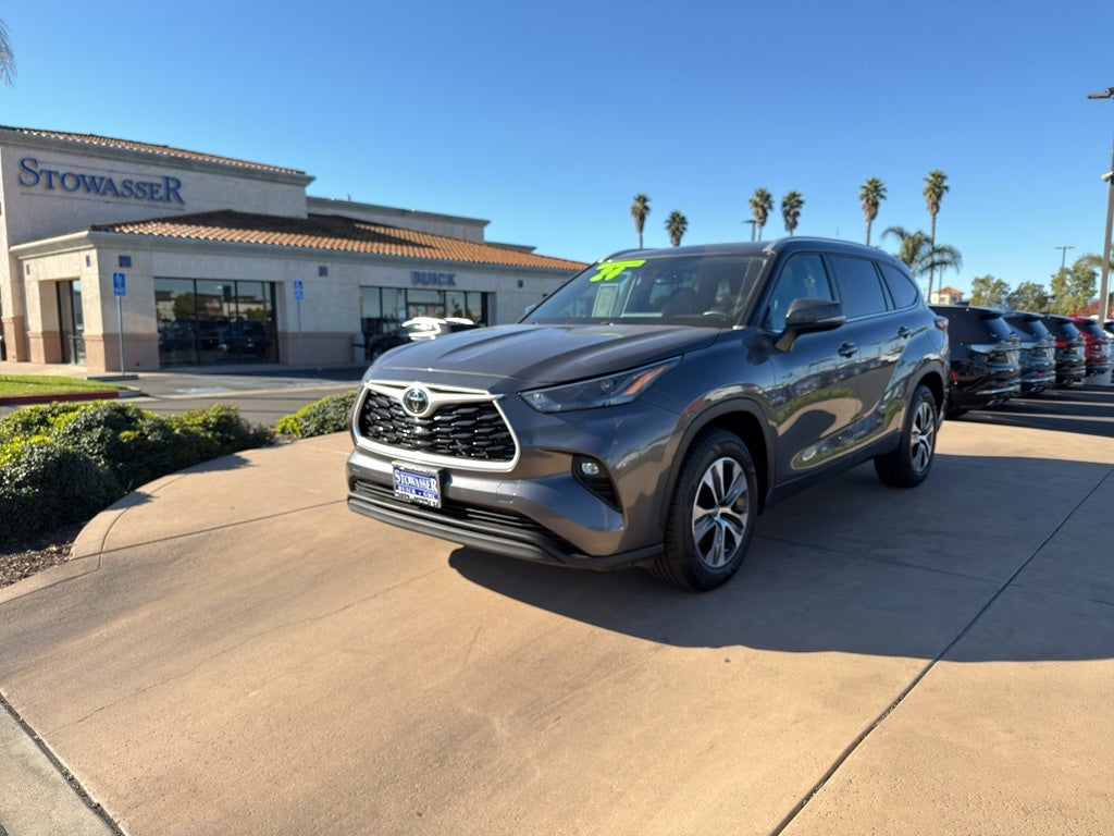 2024 Toyota Highlander LE FWD (GS)