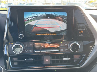 2024 Toyota Highlander LE FWD (GS)