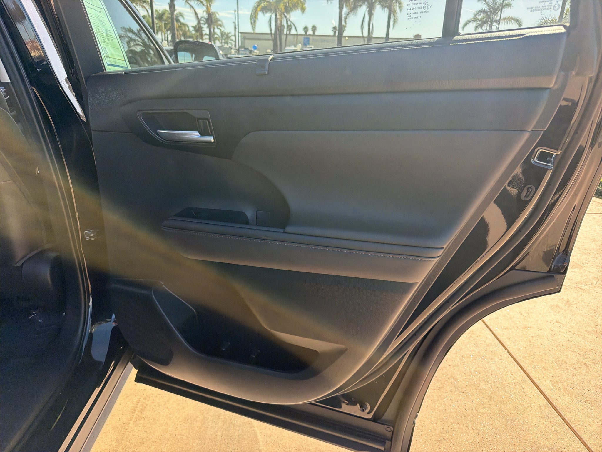 2023 Toyota Highlander L FWD (Natl)
