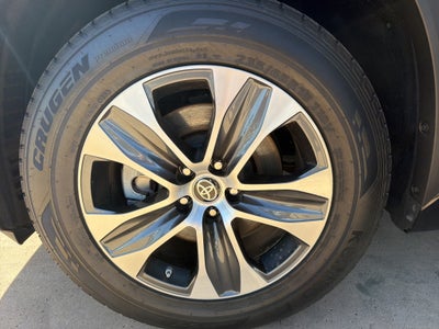 2023 Toyota Highlander L FWD (Natl)