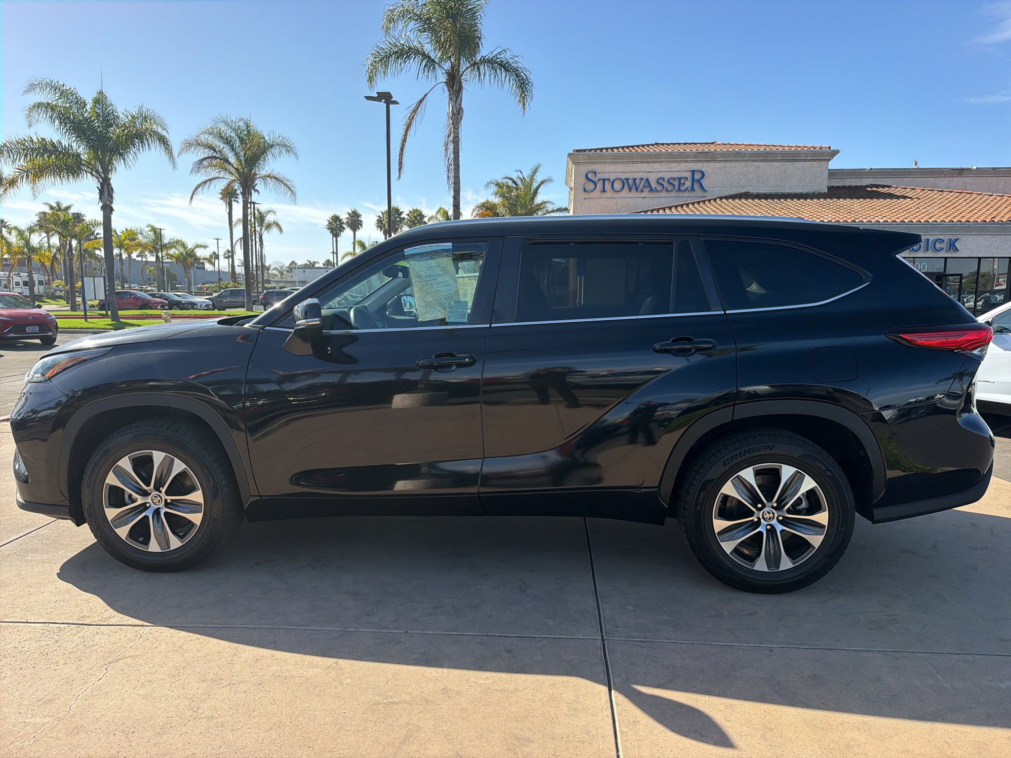 2023 Toyota Highlander L FWD (Natl)