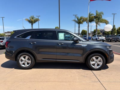 2023 Kia Sorento LX FWD