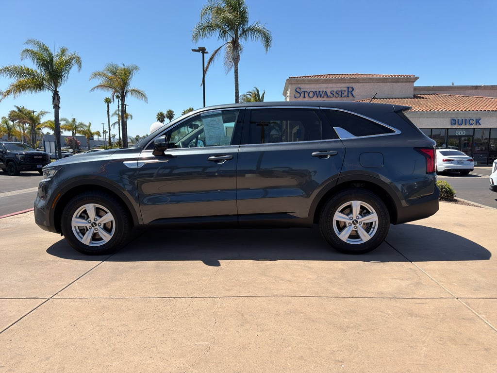 2023 Kia Sorento LX FWD