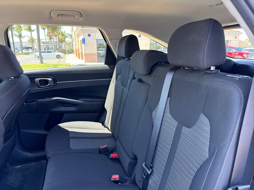 2023 Kia Sorento LX FWD