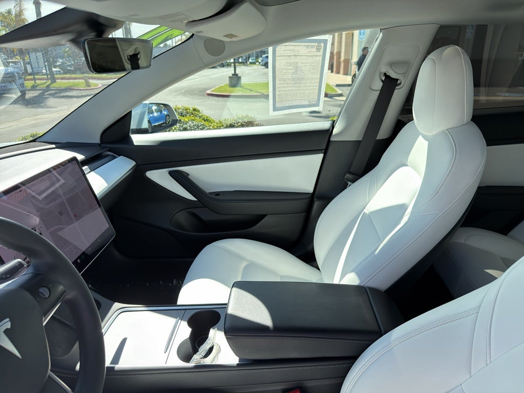 2021 Tesla Model 3 Standard Range Plus RWD