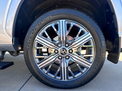 2024 Toyota Sequoia SR5 4WD (SE)