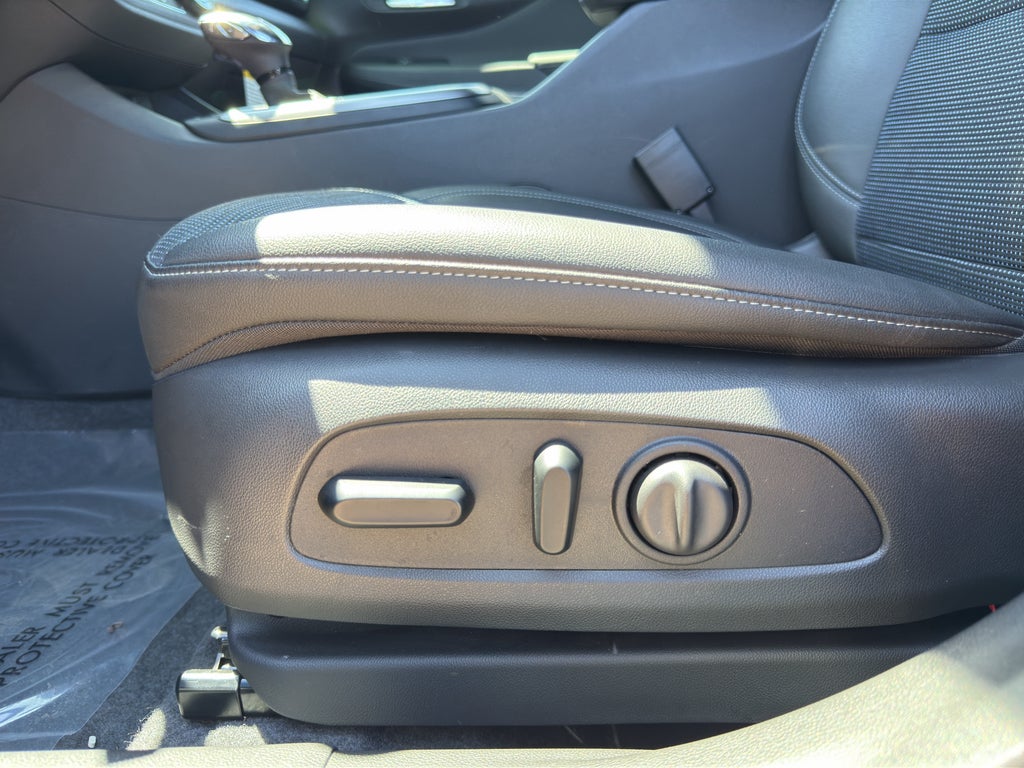 2025 Buick Envista FWD 4dr Preferred
