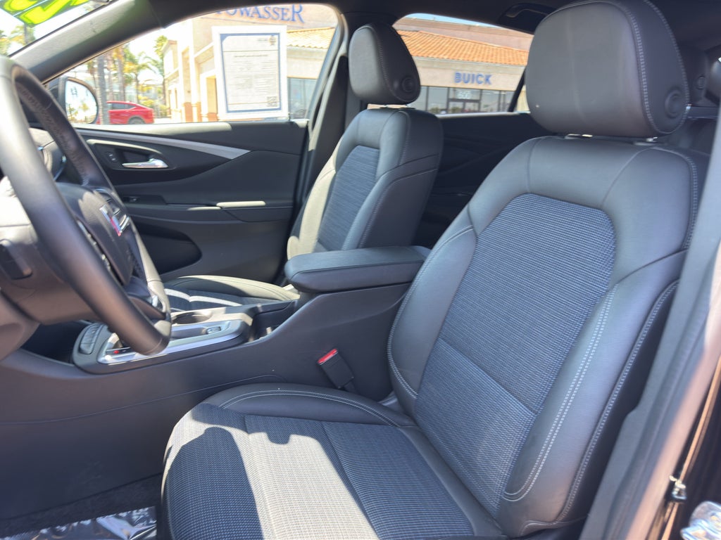 2025 Buick Envista FWD 4dr Preferred