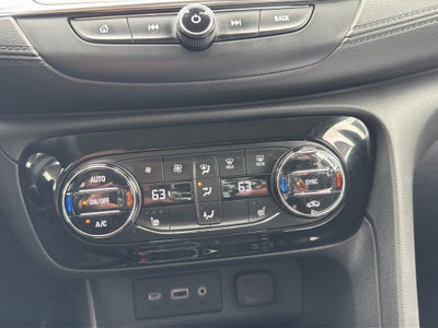 2022 Buick Encore GX Essence FWD