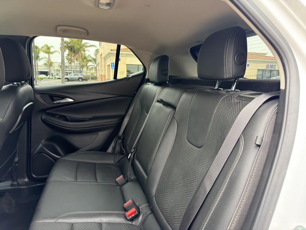 2022 Buick Encore GX Essence FWD